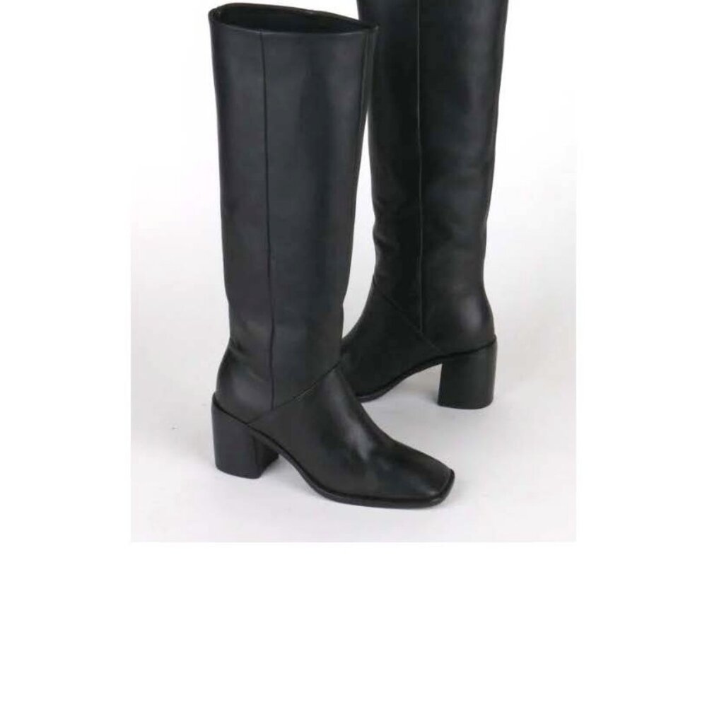 Intentionally Blank coucou tall heeled boot